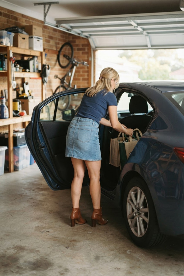 Couverture de Surprise dans le garage, par Lola62