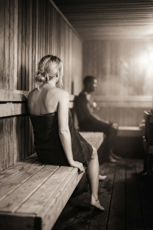 Couverture de Ce qui se passe au sauna ..., par Merjem